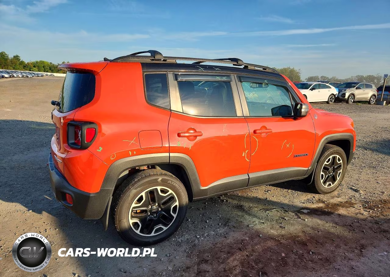 2016 Jeep Renegade Trailhawk VIN:ZACCJBCT2GPE08063 - 3