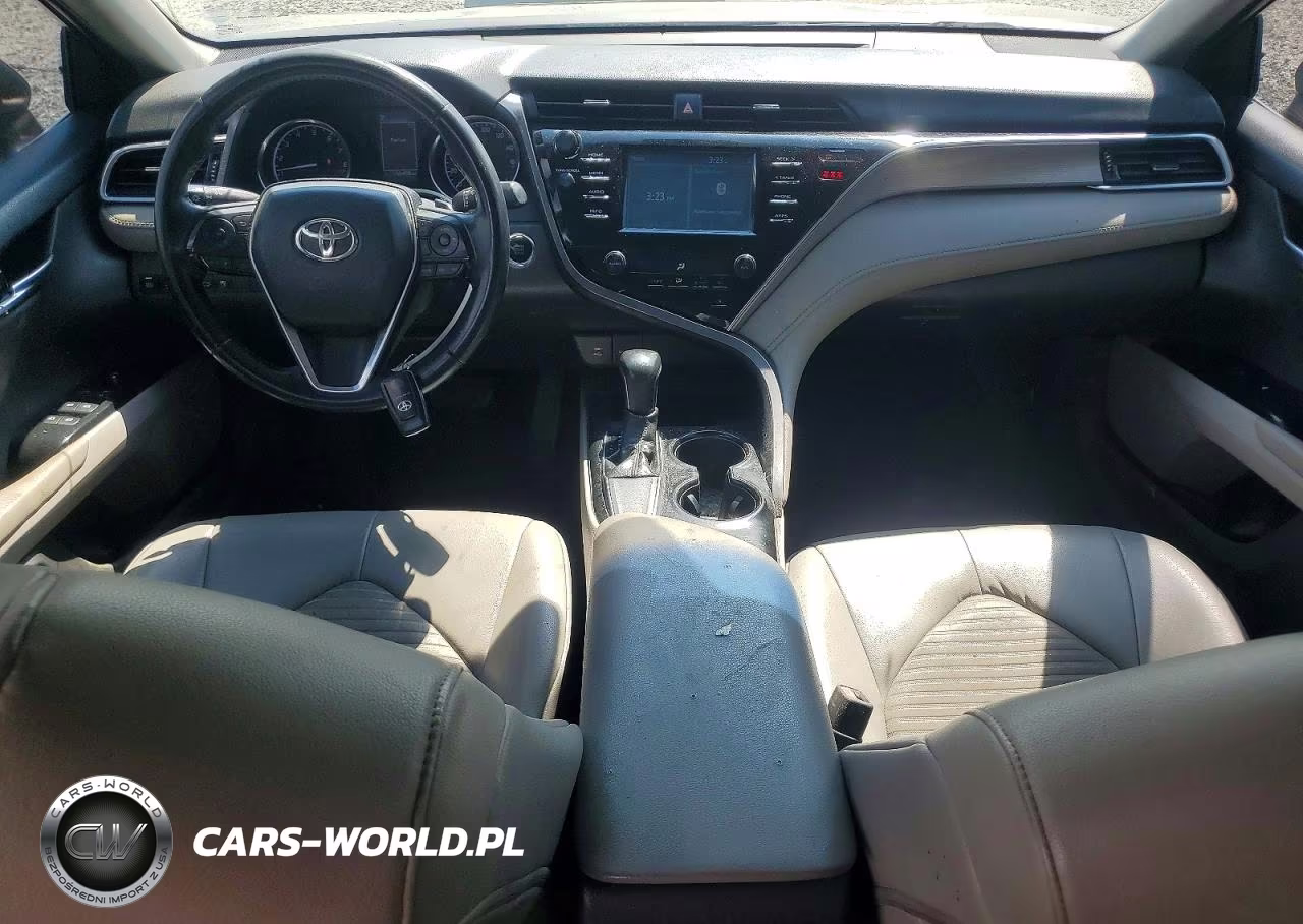 2018 Toyota Camry Se VIN:4T1B11HK4JU104238 - 8