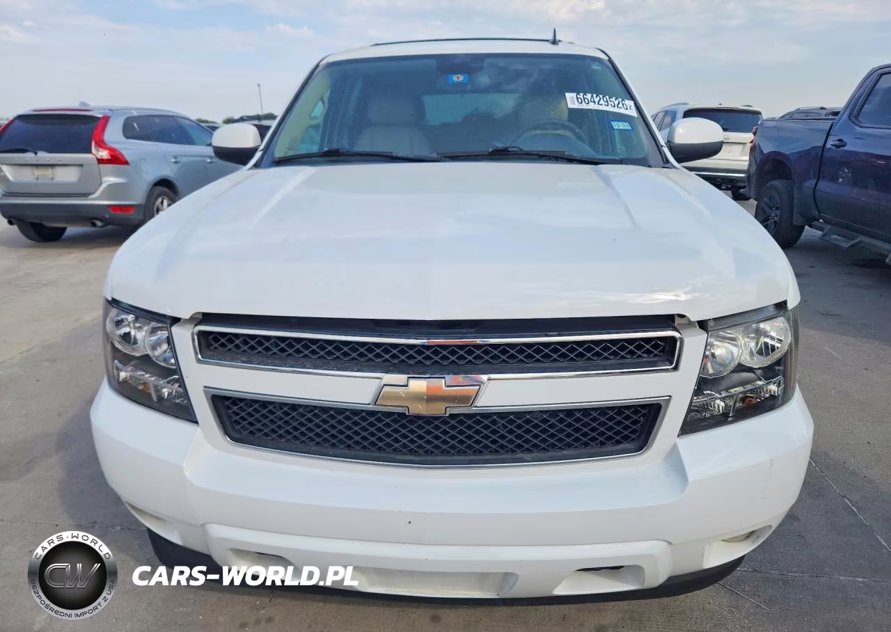 2010 Chevrolet Suburban K1500 Lt VIN:1GNUKJE32AR139300 - 5