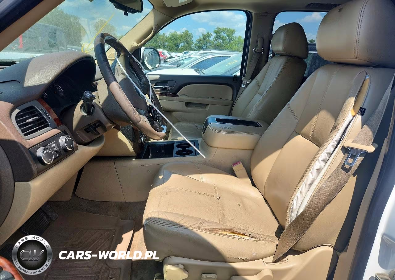 2010 Chevrolet Suburban K1500 Lt VIN:1GNUKJE32AR139300 - 7