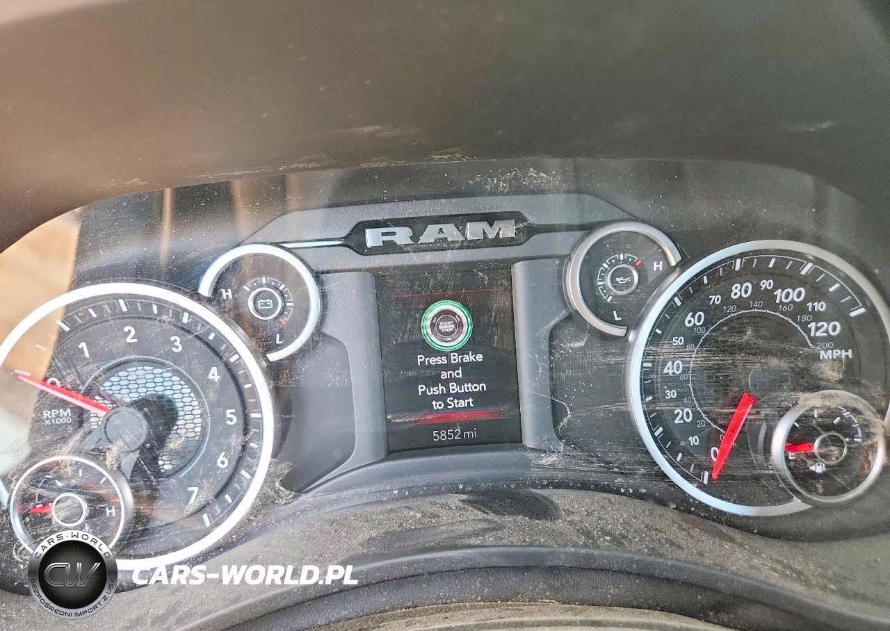 2026 Ram 2500 Tradesman VIN:3C6UR5CJ7TG205248 - 9