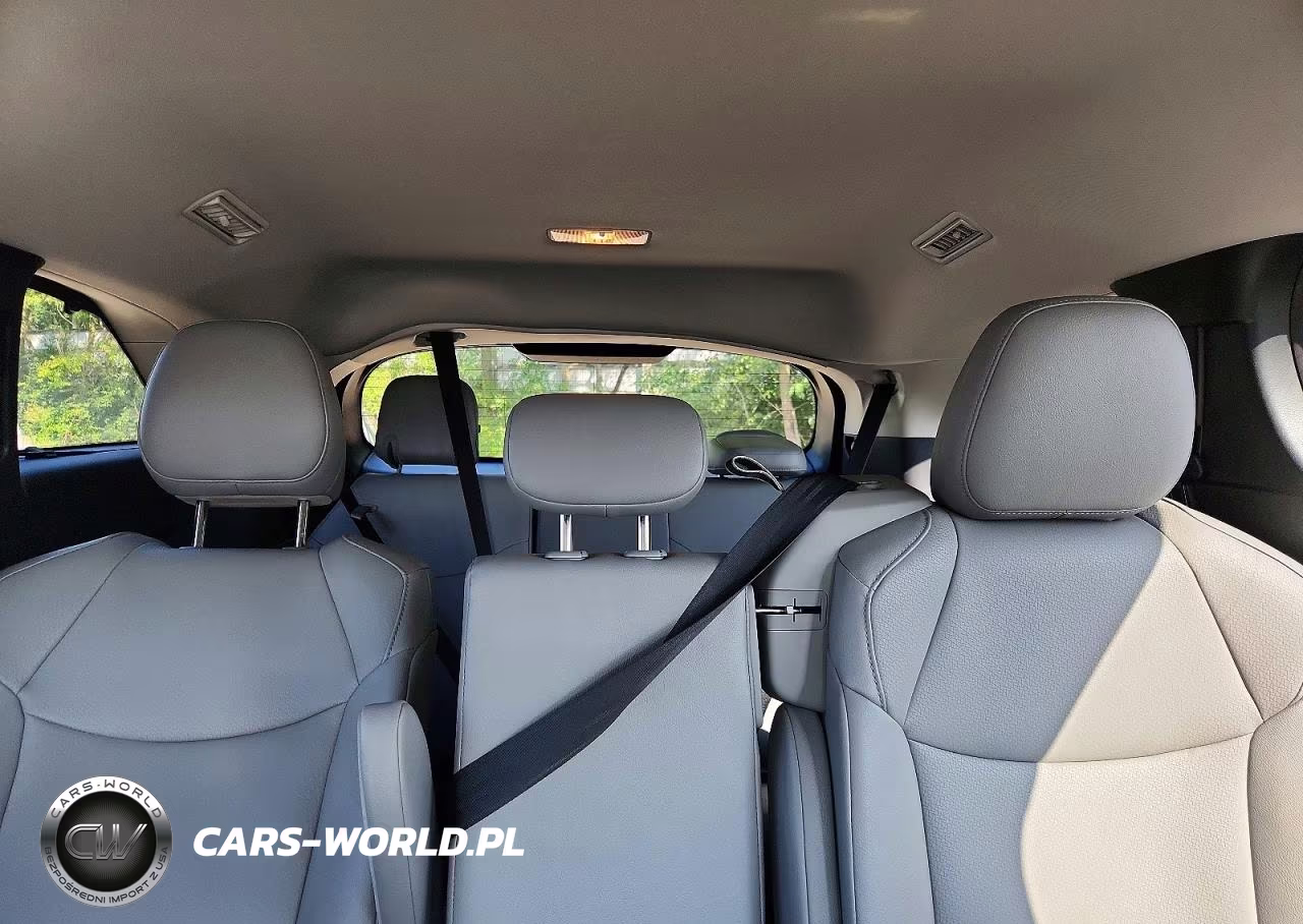 2026 Toyota Sienna Xle 8-Passenger VIN:5TDYRKEC8TS327383 - 10