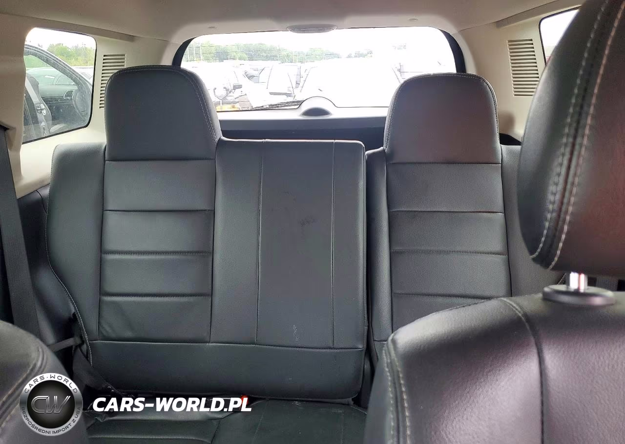 2016 Jeep Patriot Latitude VIN:1C4NJRFB4GD511195 - 10