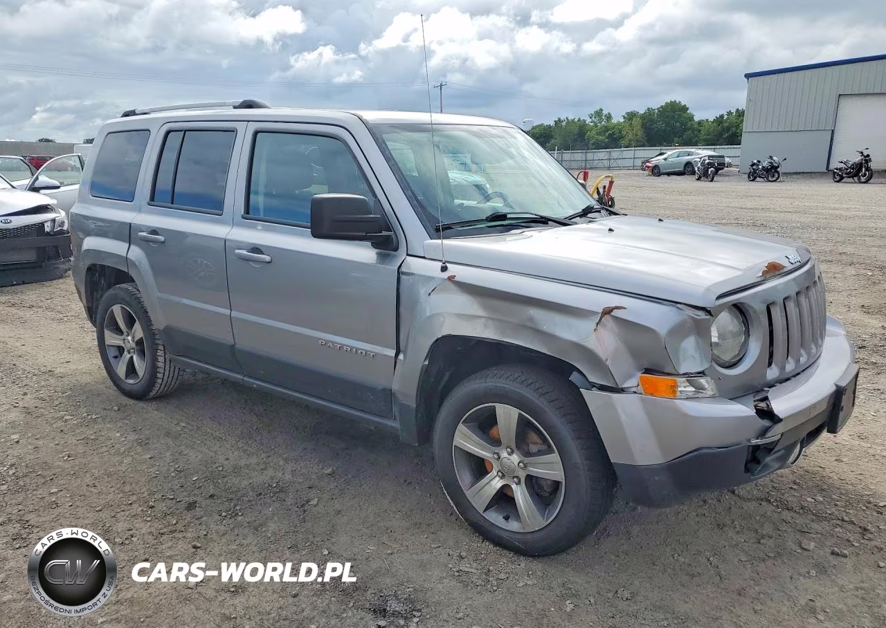 2016 Jeep Patriot Latitude VIN:1C4NJRFB4GD511195 - 4