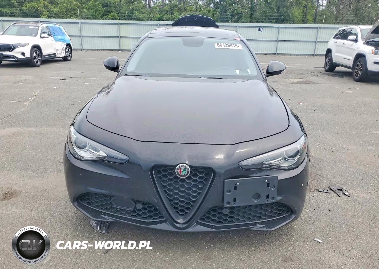 2019 Alfa Romeo Giulia Ti VIN:ZARFANBN7K7612936 - 5