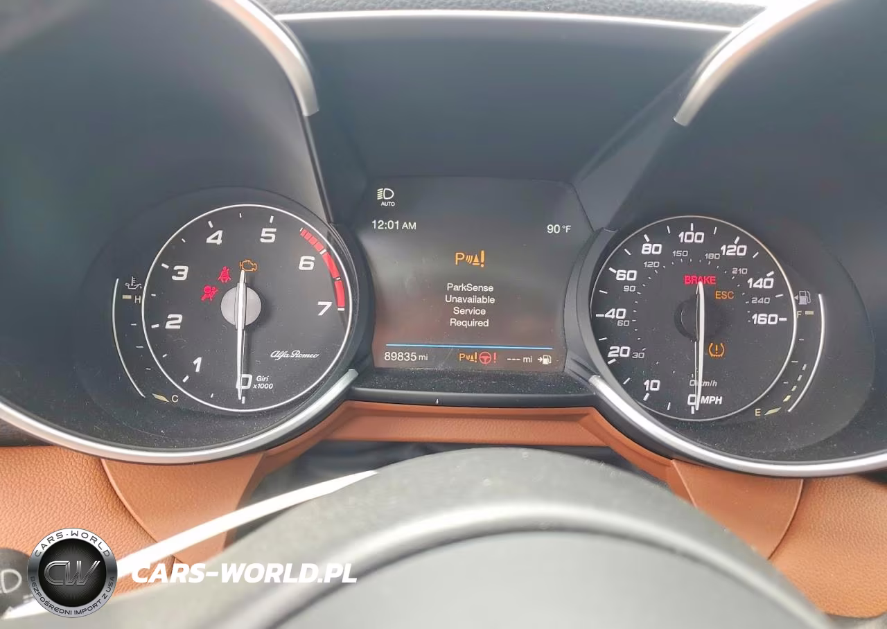 2019 Alfa Romeo Giulia Ti VIN:ZARFANBN7K7612936 - 9