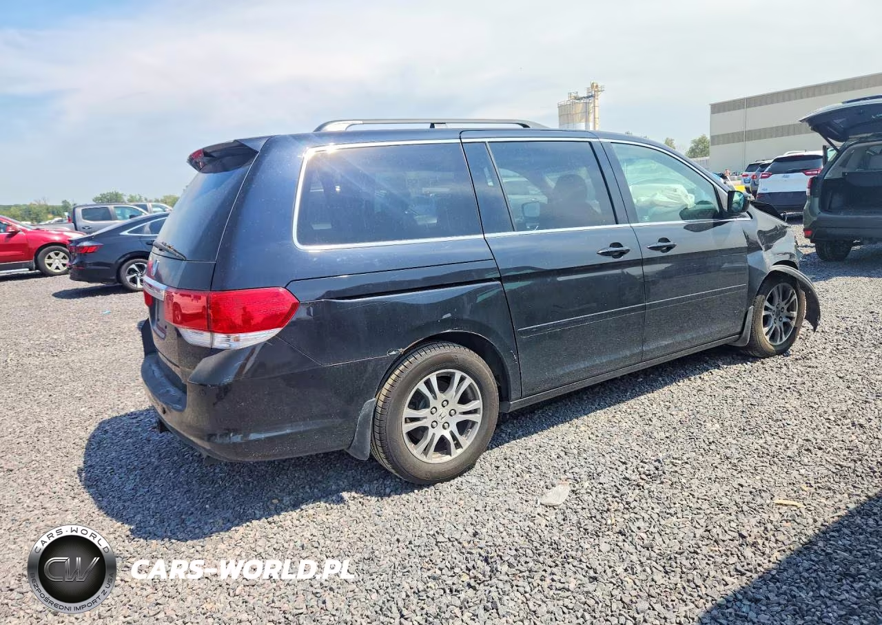 2008 Honda Odyssey Touring VIN:5FNRL38818B034729 - 3