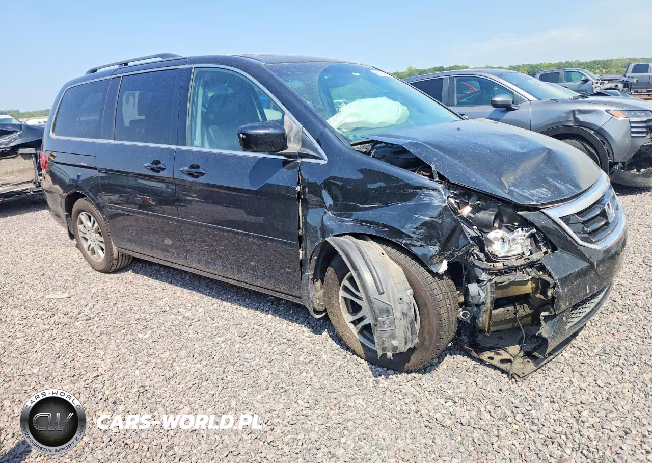 2008 Honda Odyssey Touring VIN:5FNRL38818B034729 - 4