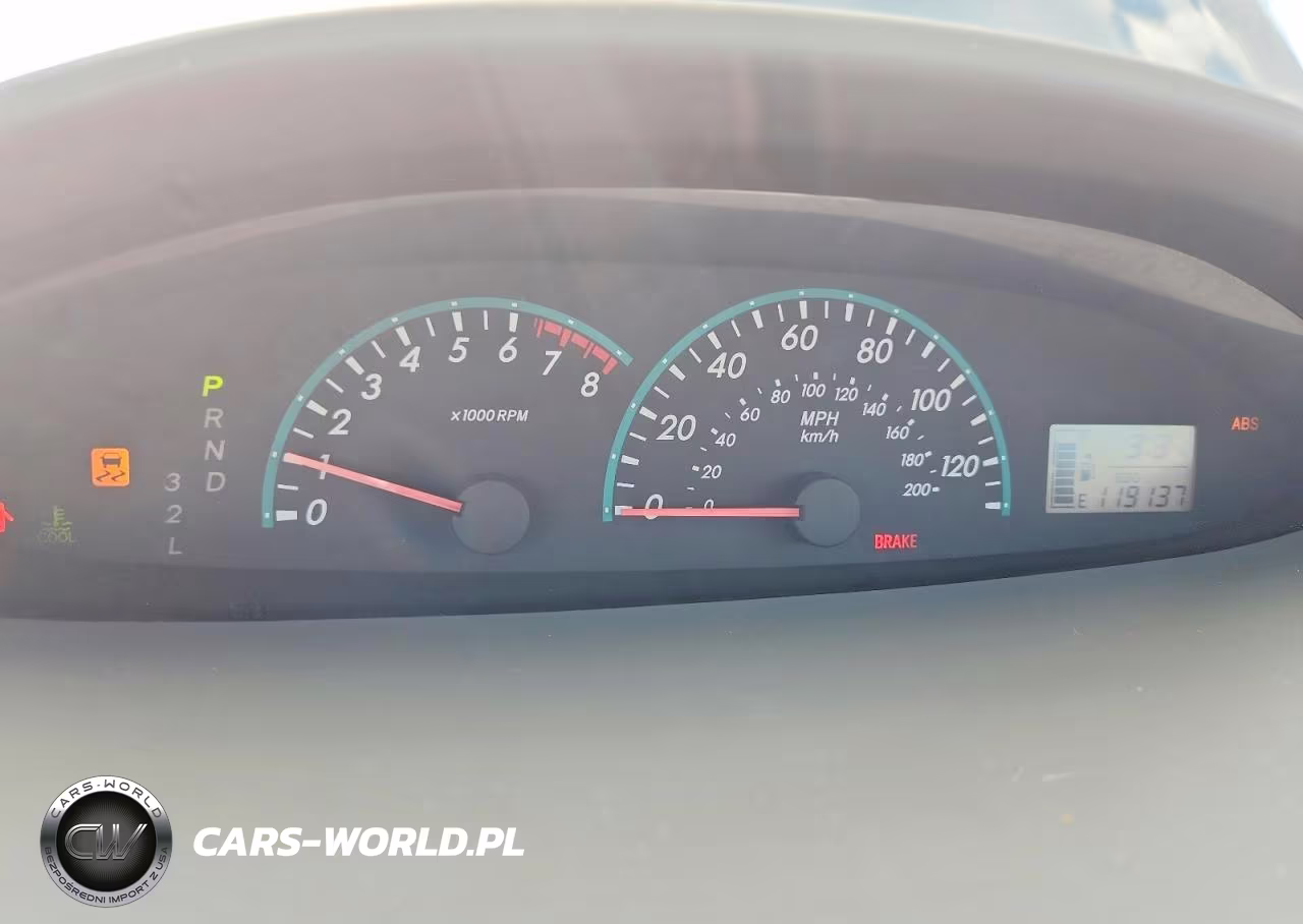 2010 Toyota Yaris Base VIN:JTDBT4K37A4067882 - 9