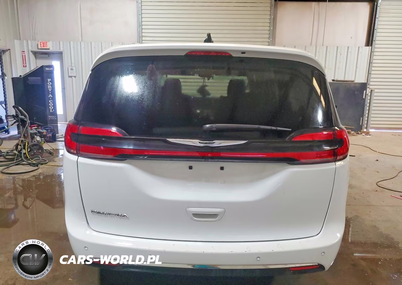 2025 Chrysler Pacifica Select VIN:2C4RC1BG3SR599838 - 6