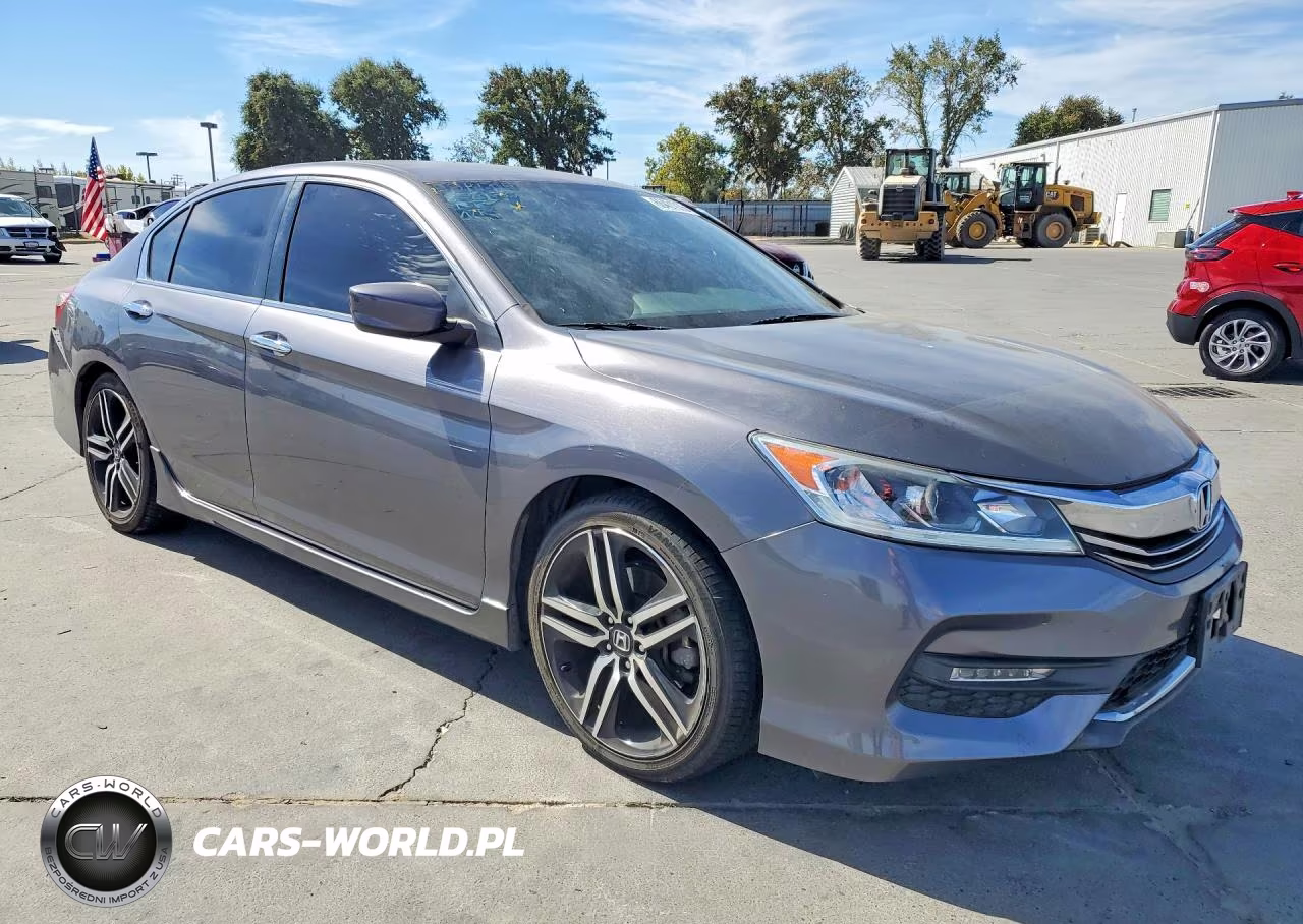 2016 Honda Accord Sport VIN:1HGCR2F58GA169366 - 4