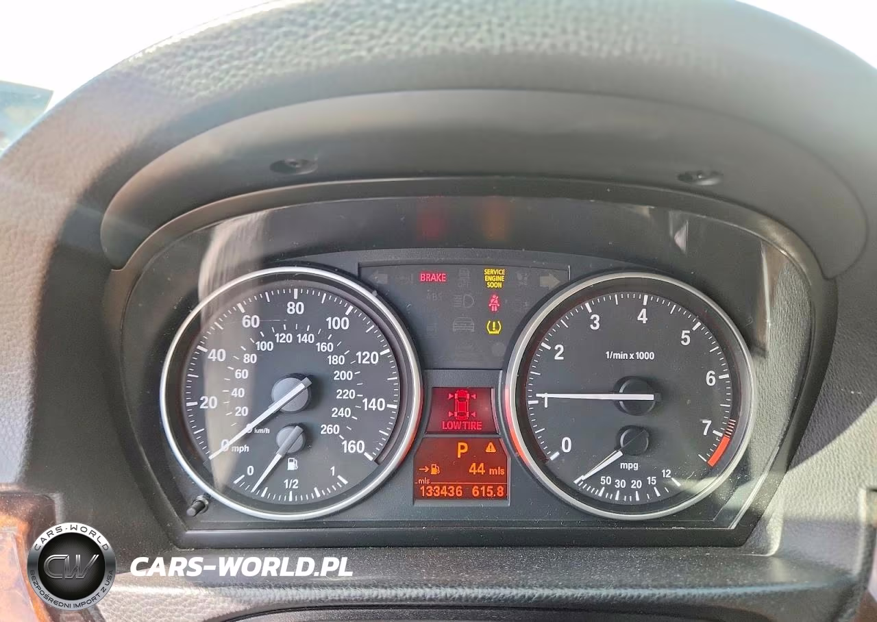 2011 BMW 328 Xi Sulev VIN:WBAPK5G54BNN25203 - 9