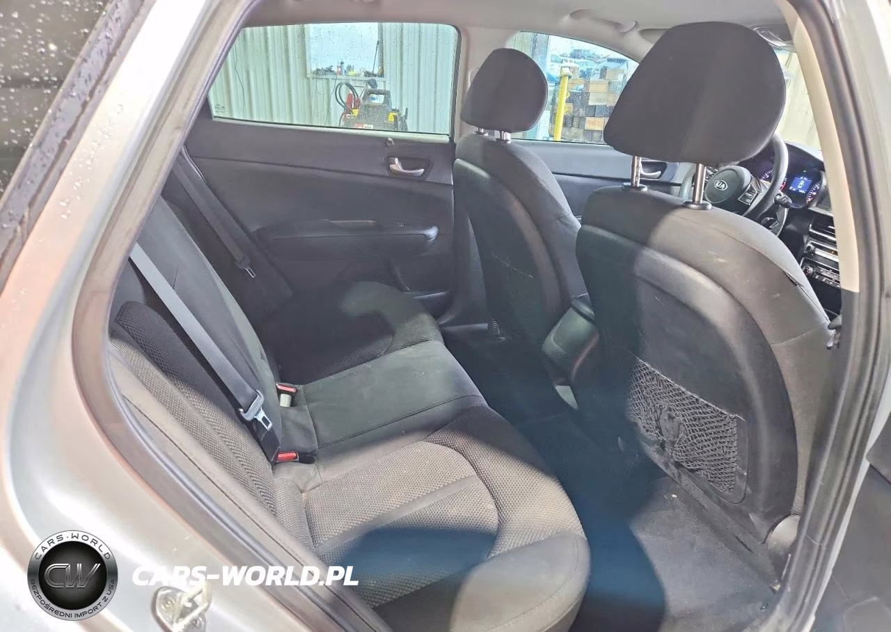 2019 Kia Optima Lx VIN:5XXGT4L32KG342831 - 10