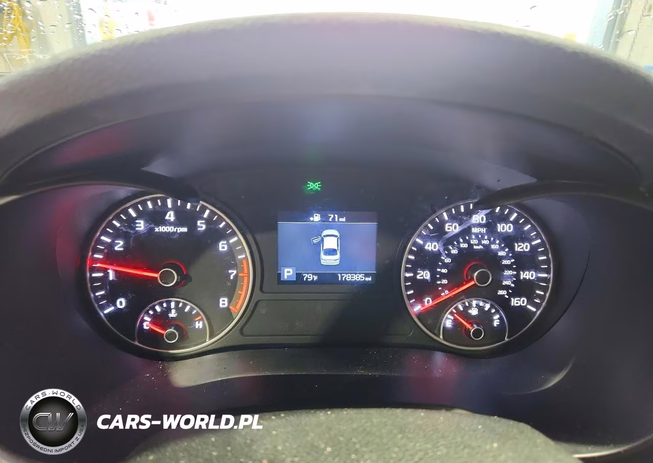 2019 Kia Optima Lx VIN:5XXGT4L32KG342831 - 9