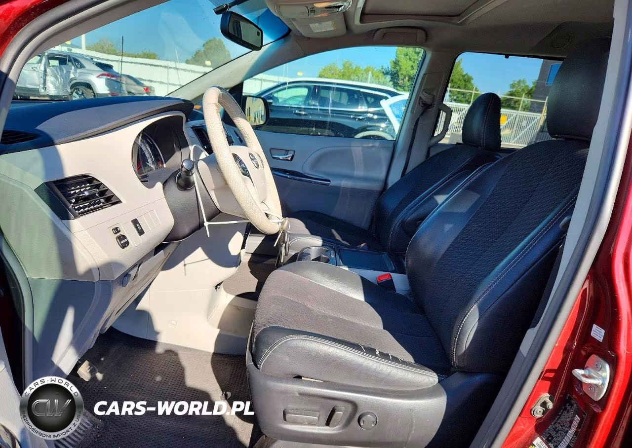 2013 Toyota Sienna Sport VIN:5TDXK3DC9DS351975 - 7