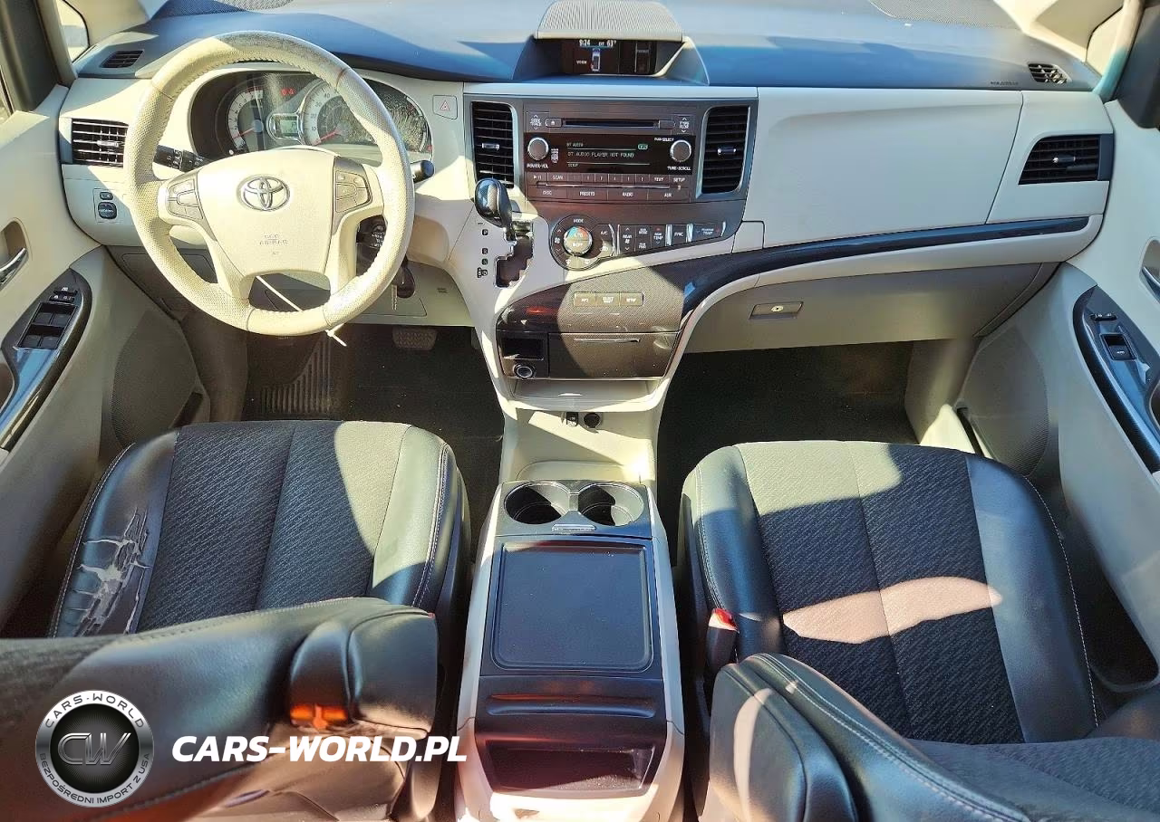 2013 Toyota Sienna Sport VIN:5TDXK3DC9DS351975 - 8