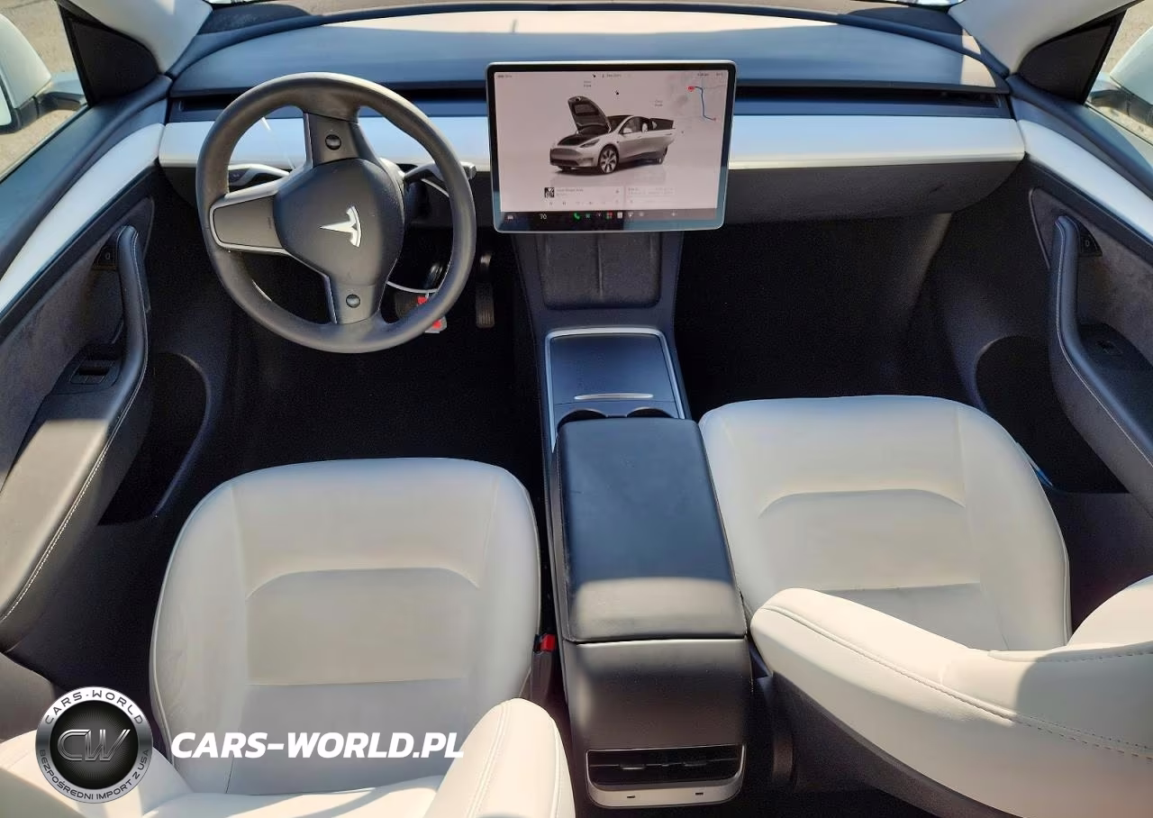 2023 Tesla Model Y VIN:7SAYGDEE8PF815023 - 8