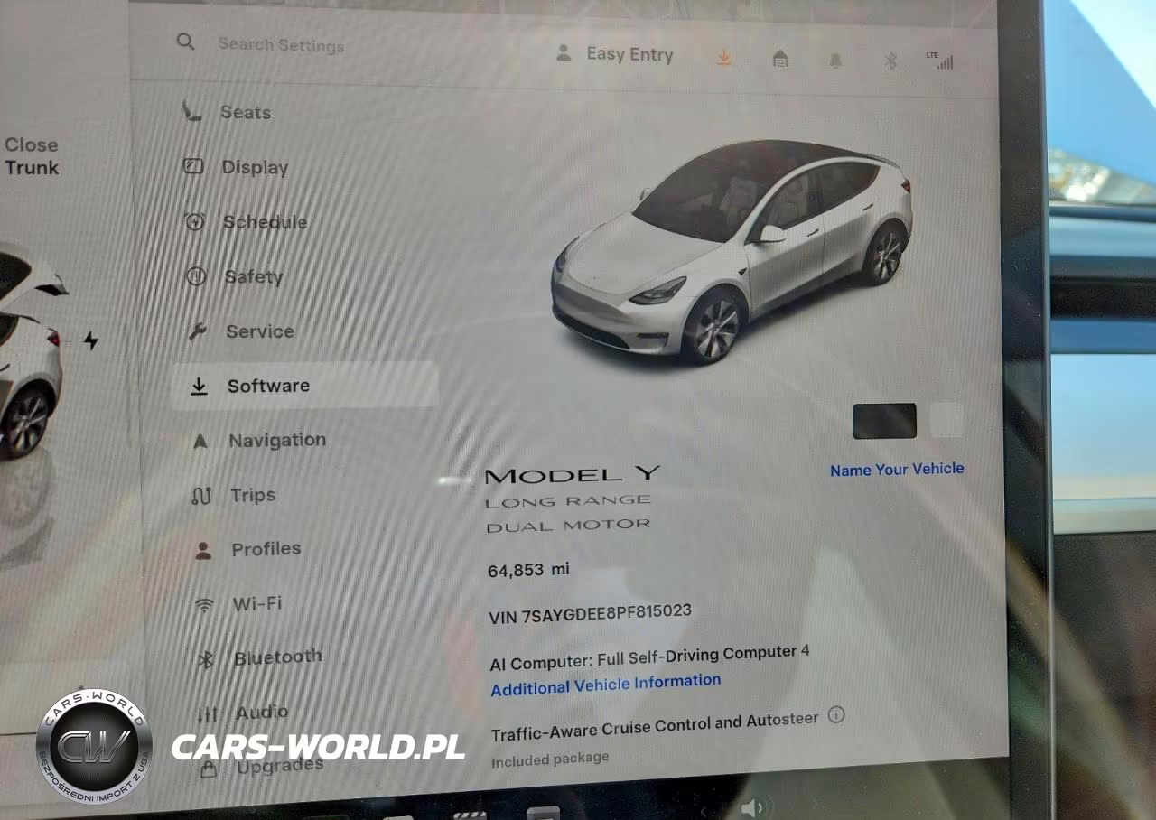 2023 Tesla Model Y VIN:7SAYGDEE8PF815023 - 9