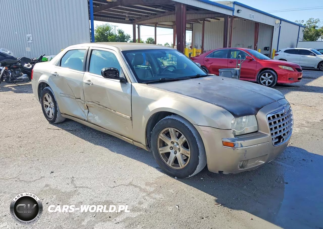 2006 Chrysler 300 Touring VIN:2C3KA53G76H240327 - 4