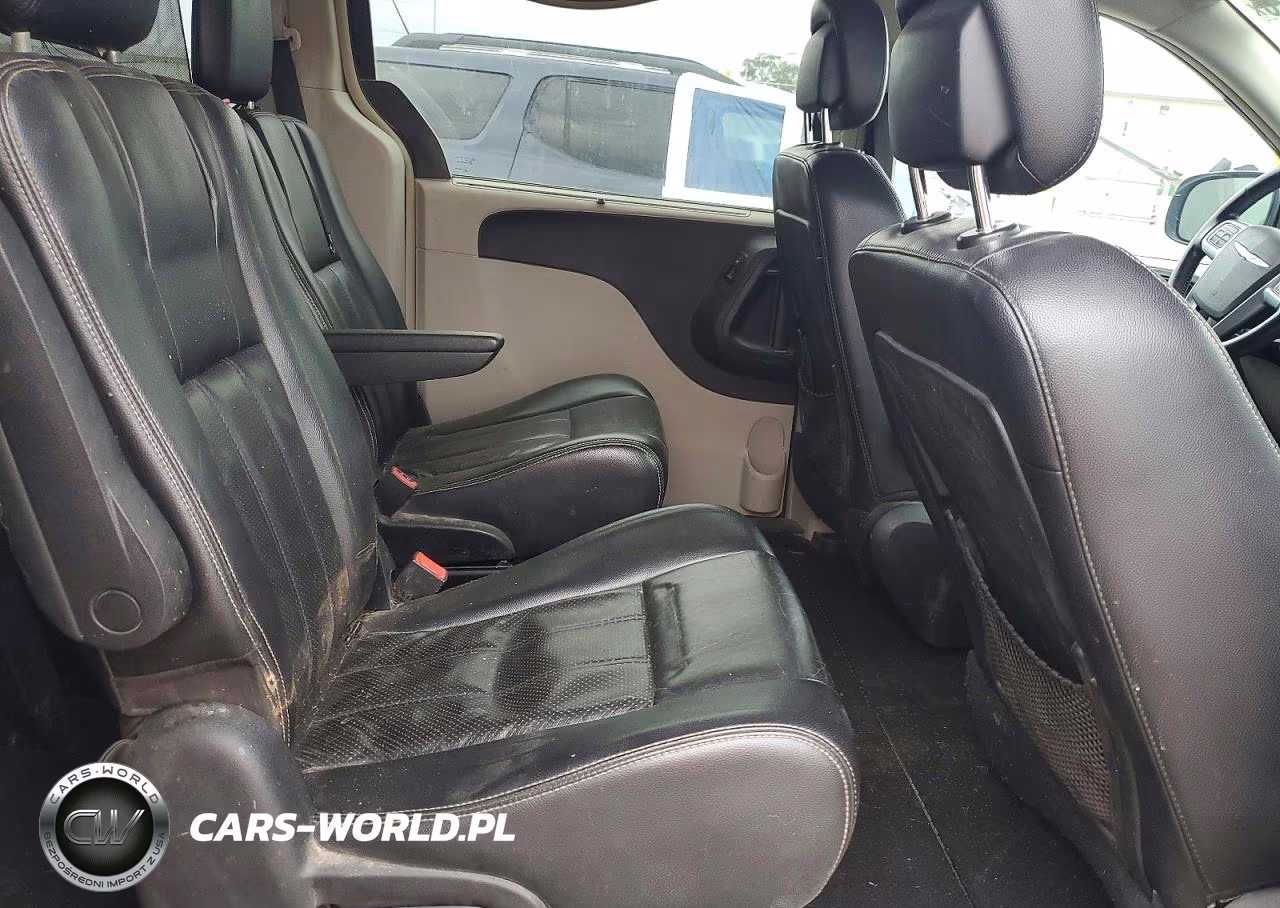 2011 Chrysler Town & Country Touring L VIN:2A4RR8DG4BR633980 - 11