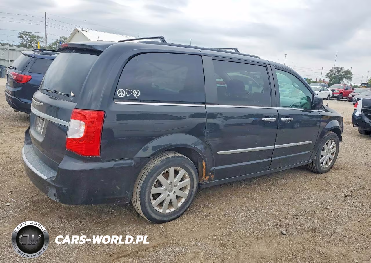2011 Chrysler Town & Country Touring L VIN:2A4RR8DG4BR633980 - 3