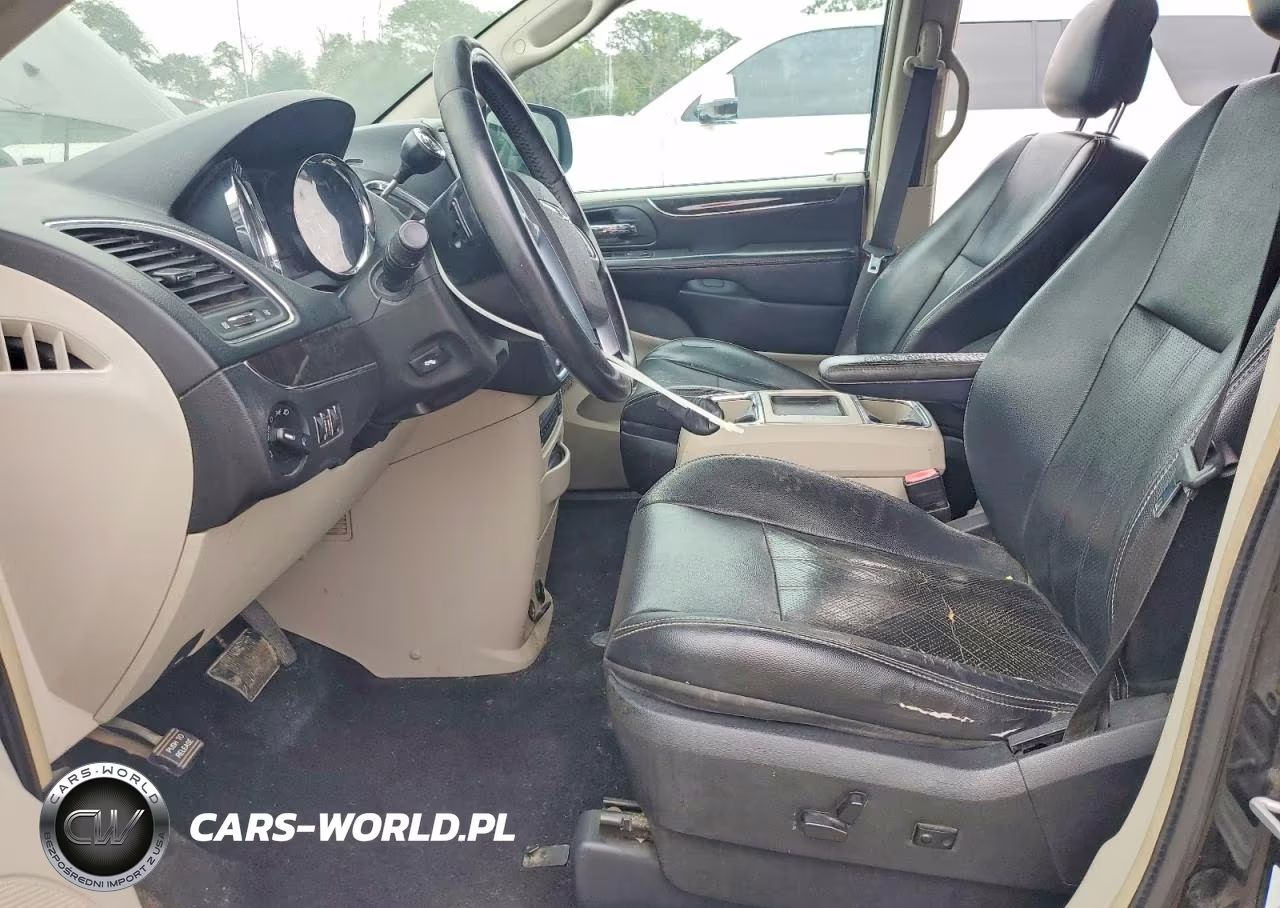 2011 Chrysler Town & Country Touring L VIN:2A4RR8DG4BR633980 - 7