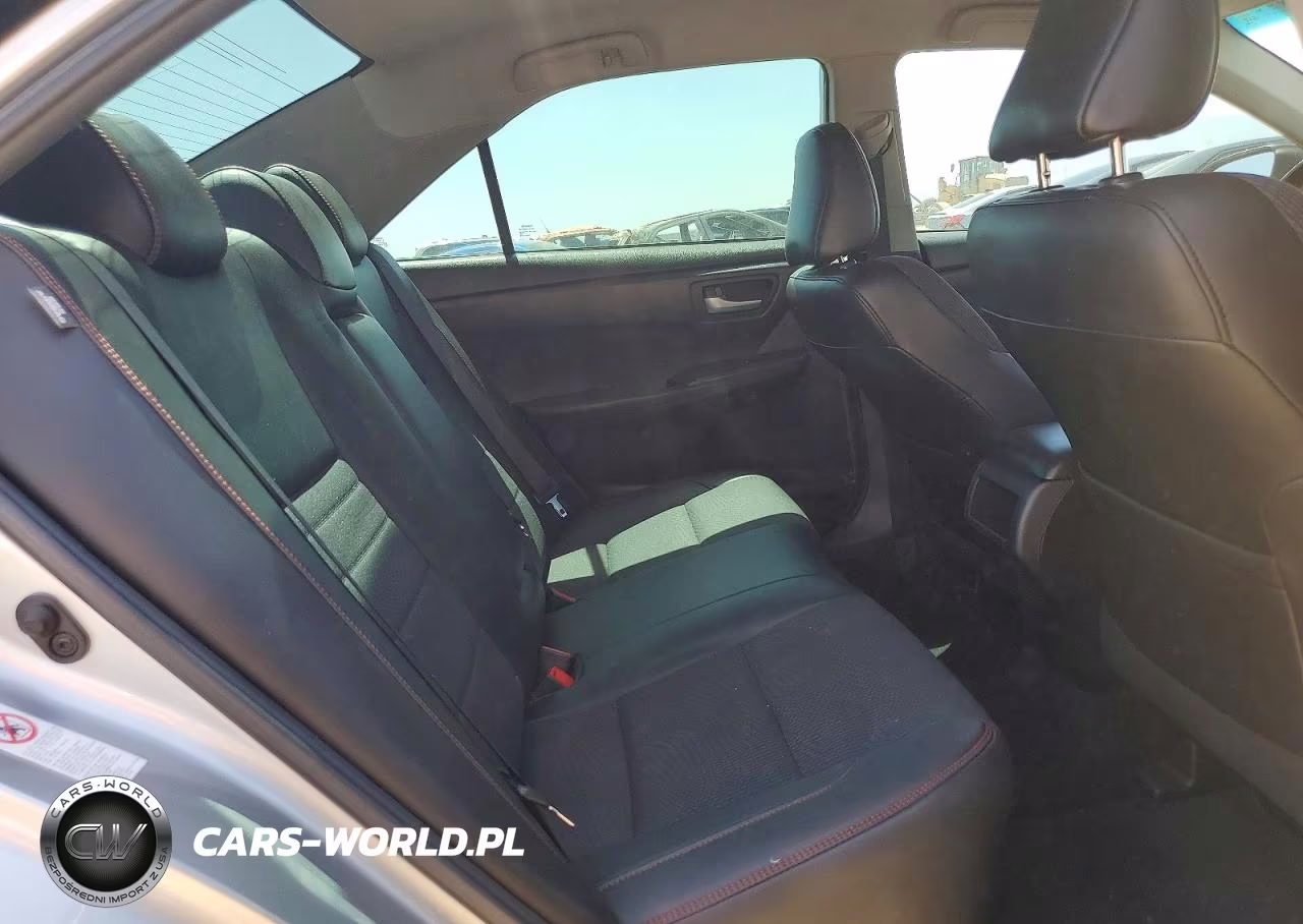 2016 Toyota Camry Se VIN:4T1BF1FK7GU544743 - 10