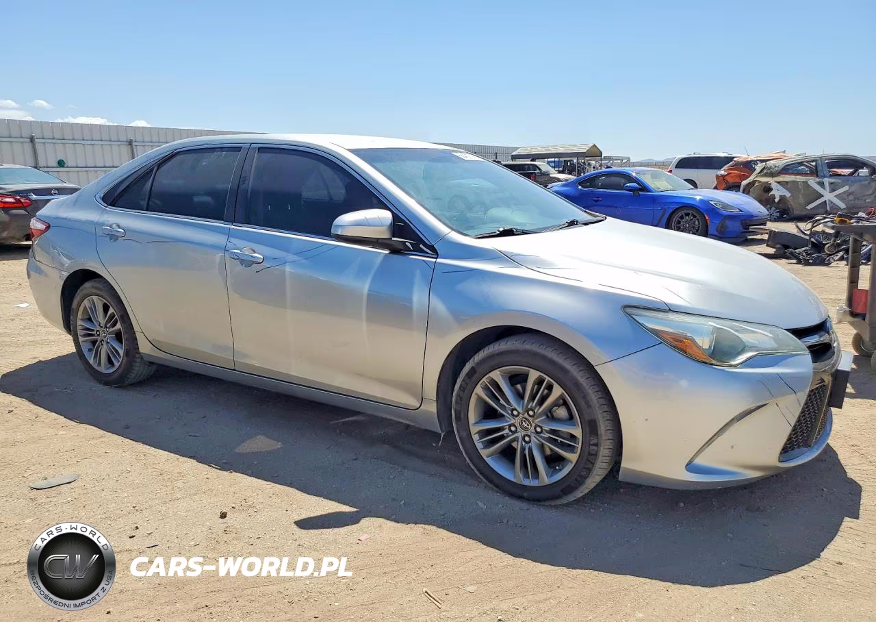 2016 Toyota Camry Se VIN:4T1BF1FK7GU544743 - 4
