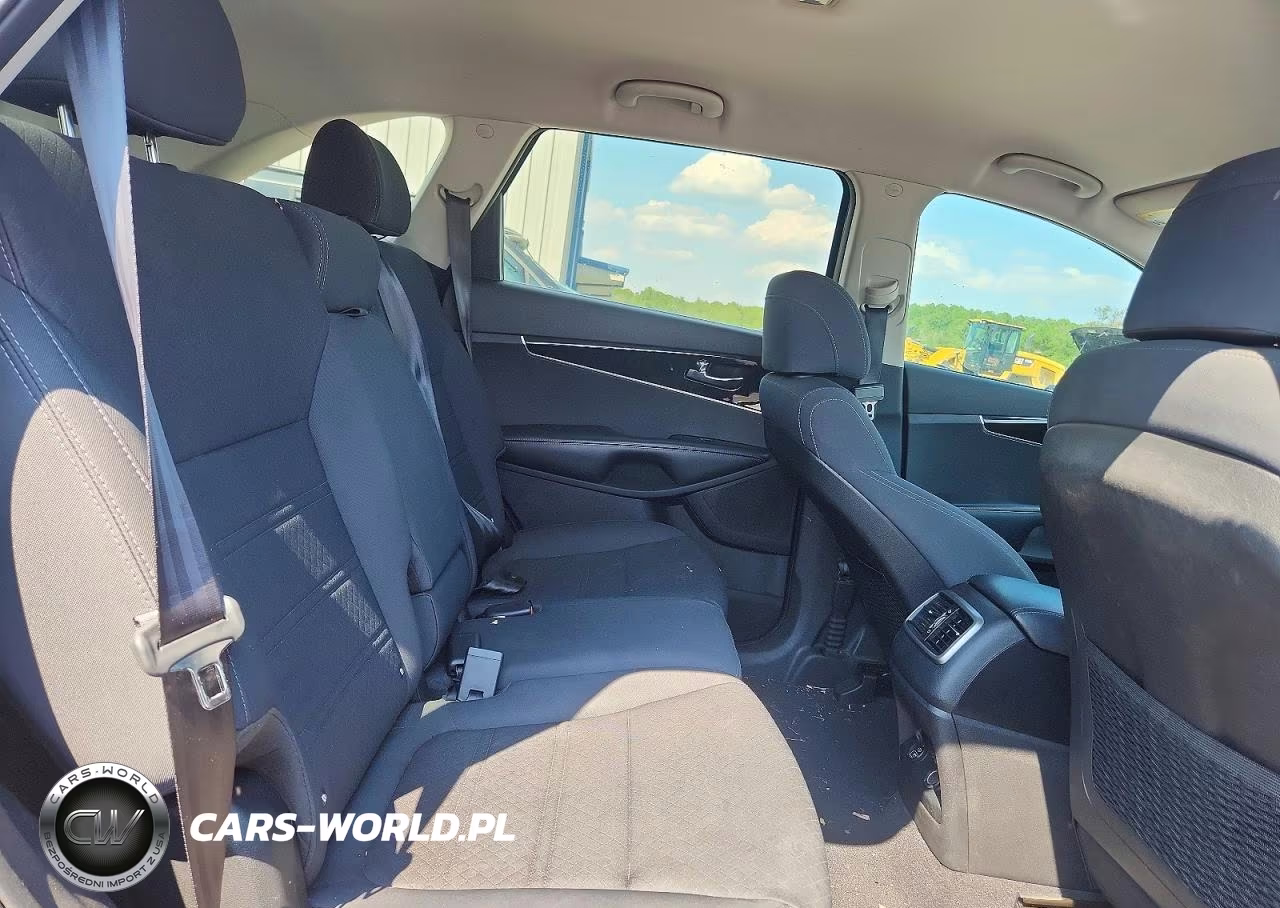 2017 Kia Sorento Lx VIN:5XYPG4A3XHG262155 - 11