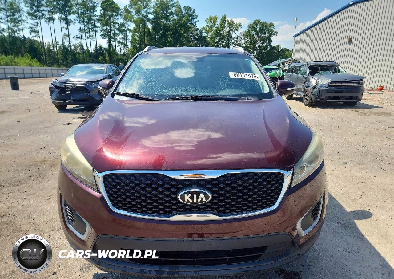 2017 Kia Sorento Lx VIN:5XYPG4A3XHG262155 - 5