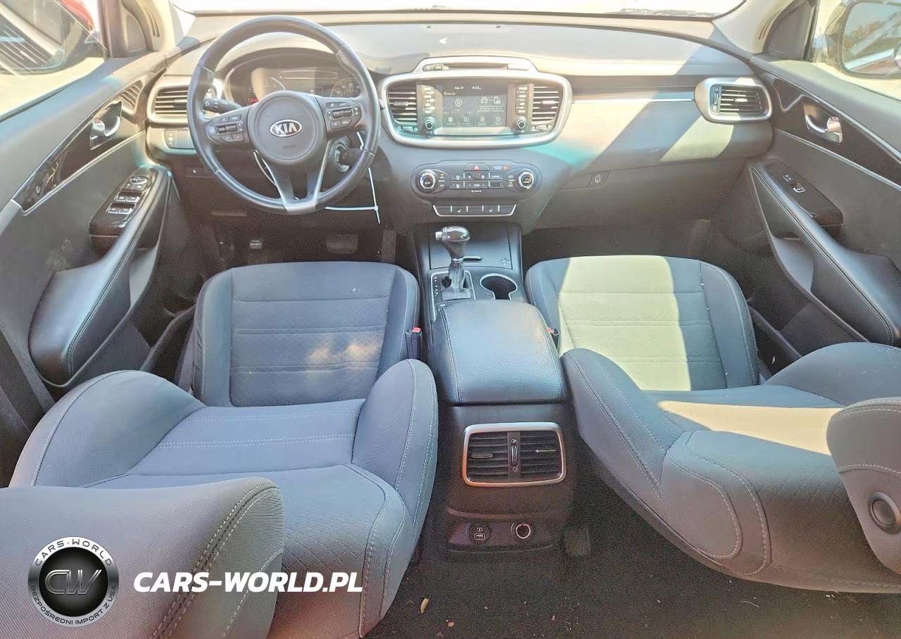 2017 Kia Sorento Lx VIN:5XYPG4A3XHG262155 - 8