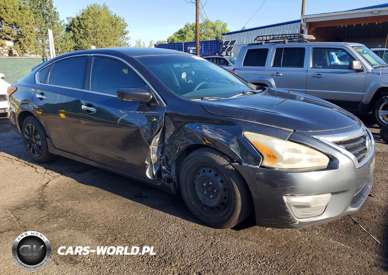 2014 Nissan Altima 2.5 VIN:1N4AL3AP4EN366259 - 4