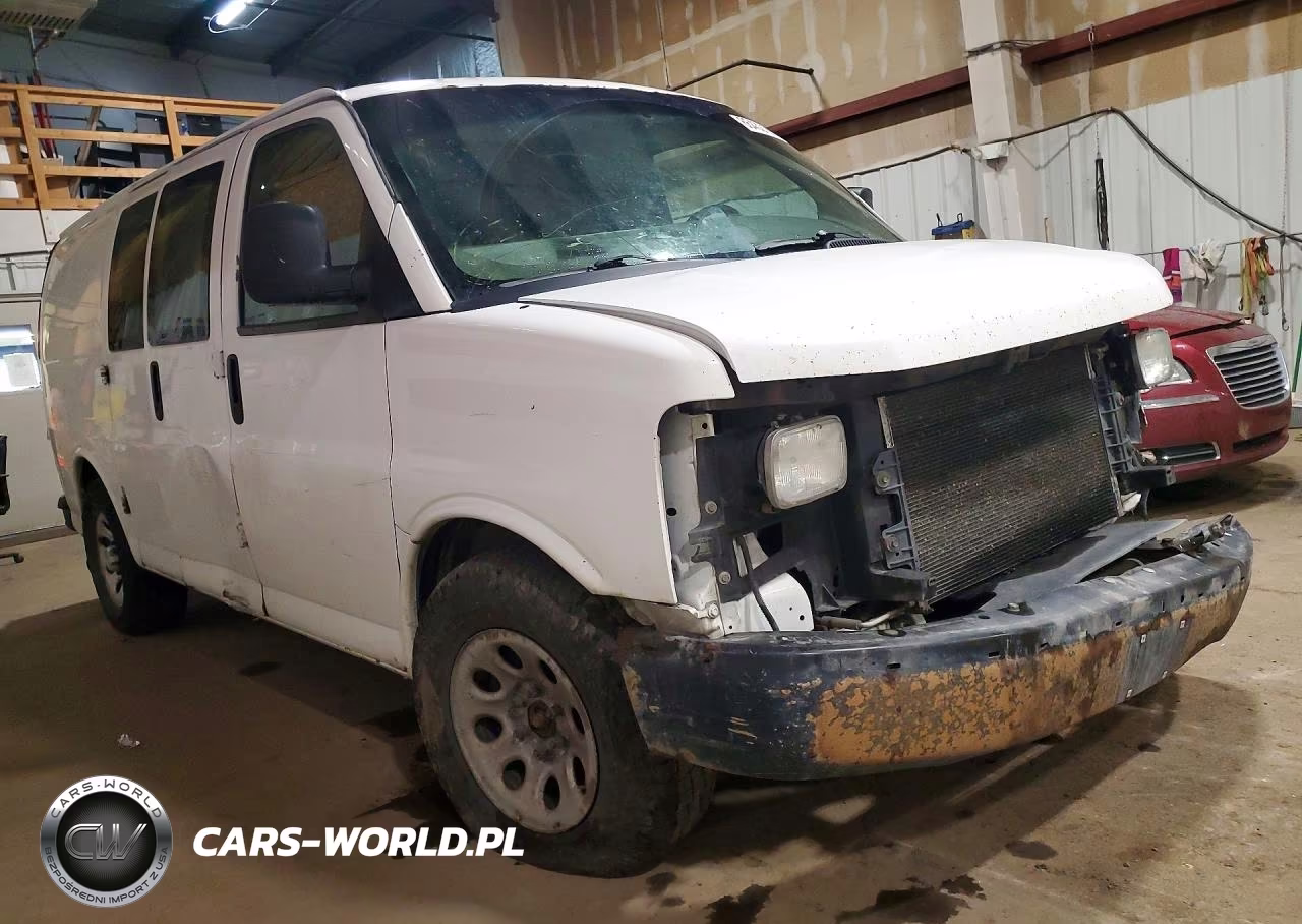 2011 Chevrolet Express G1500 VIN:1GCSHAF40B1134117 - 4
