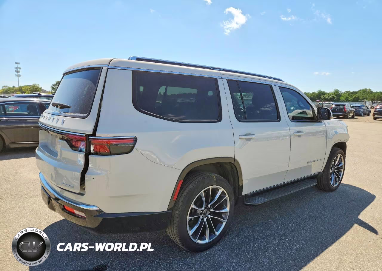 2022 Jeep Wagoneer Series Ii VIN:1C4SJVBT9NS130008 - 3