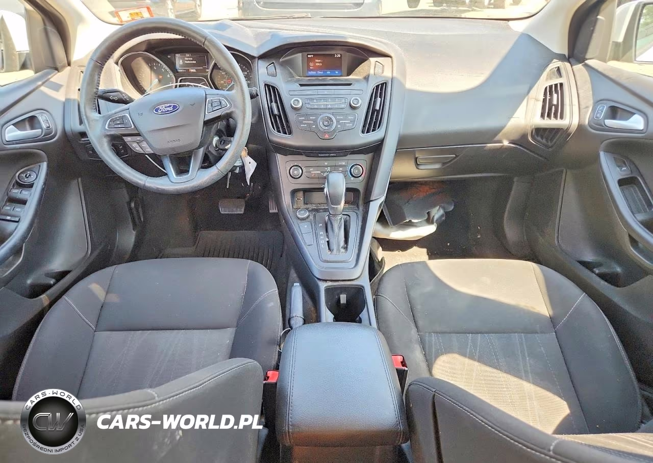 2017 Ford Focus Se VIN:1FADP3K29HL301346 - 8