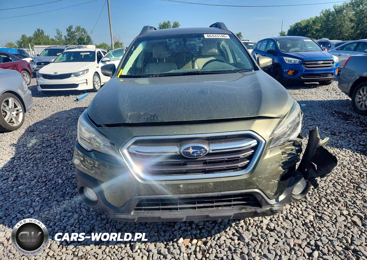2018 Subaru Outback 3.6R Limited VIN:4S4BSENC2J3349238 - 5