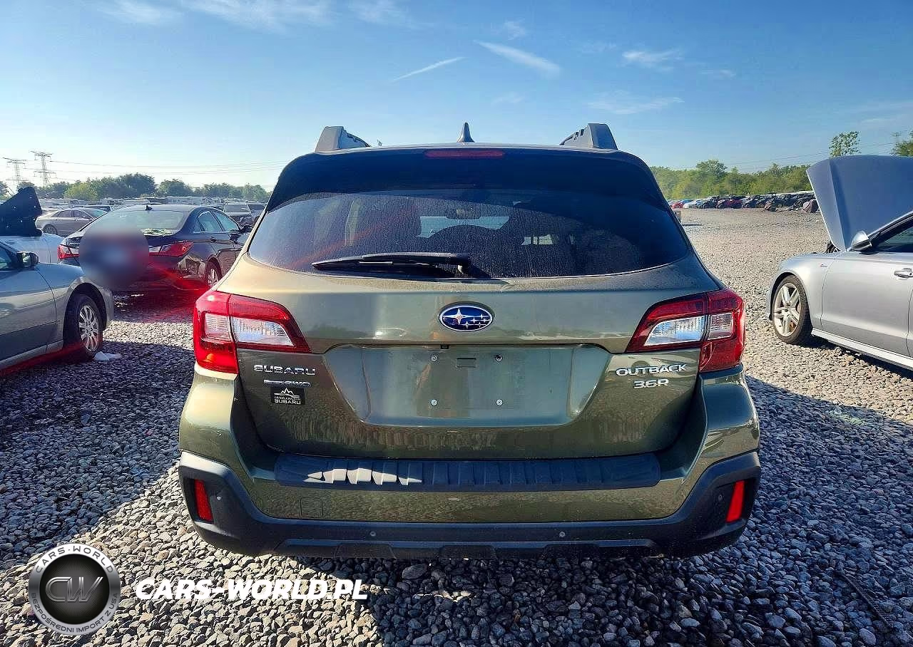 2018 Subaru Outback 3.6R Limited VIN:4S4BSENC2J3349238 - 6