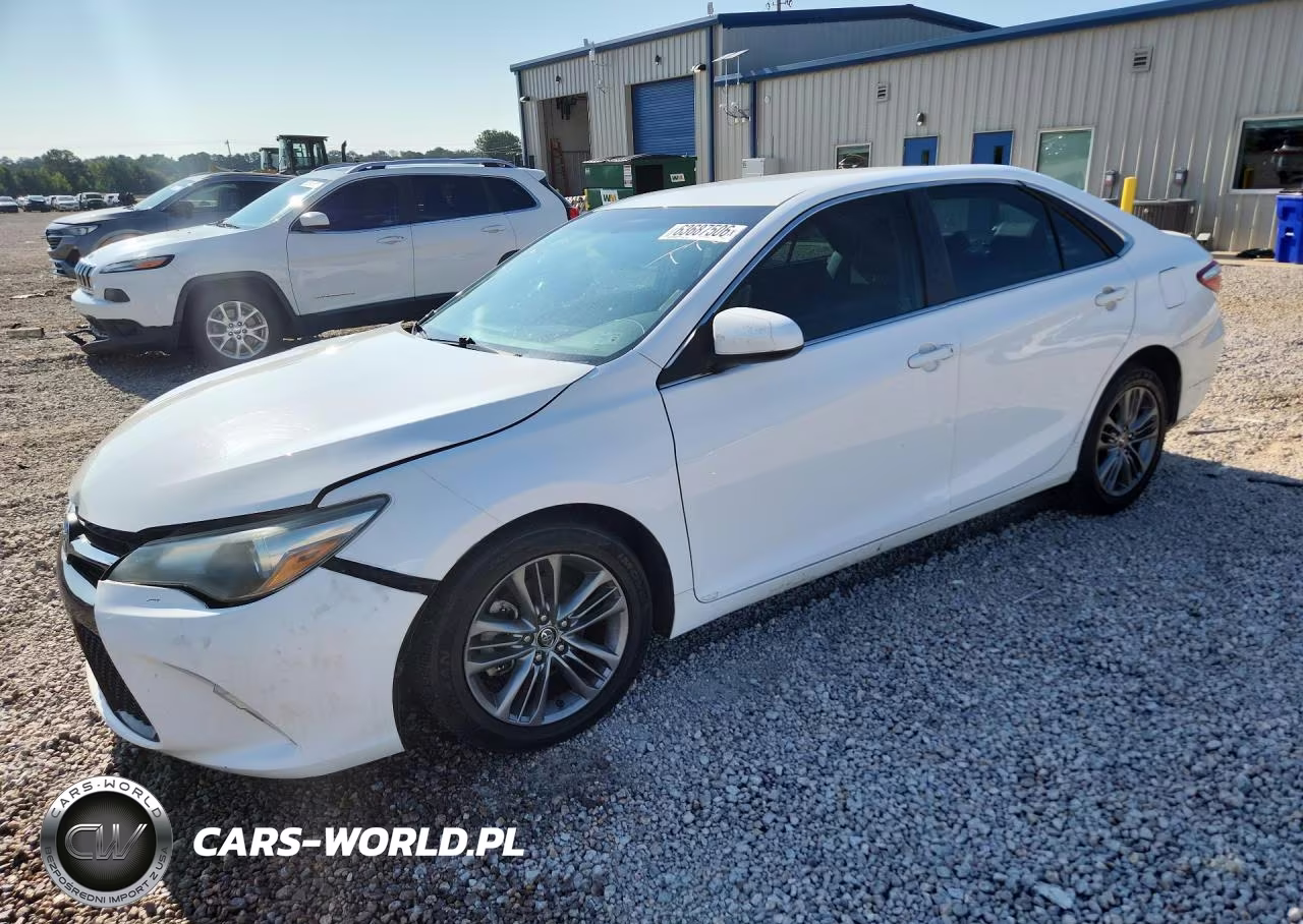 2015 Toyota Camry Se – zdjęcie 1 z 12
