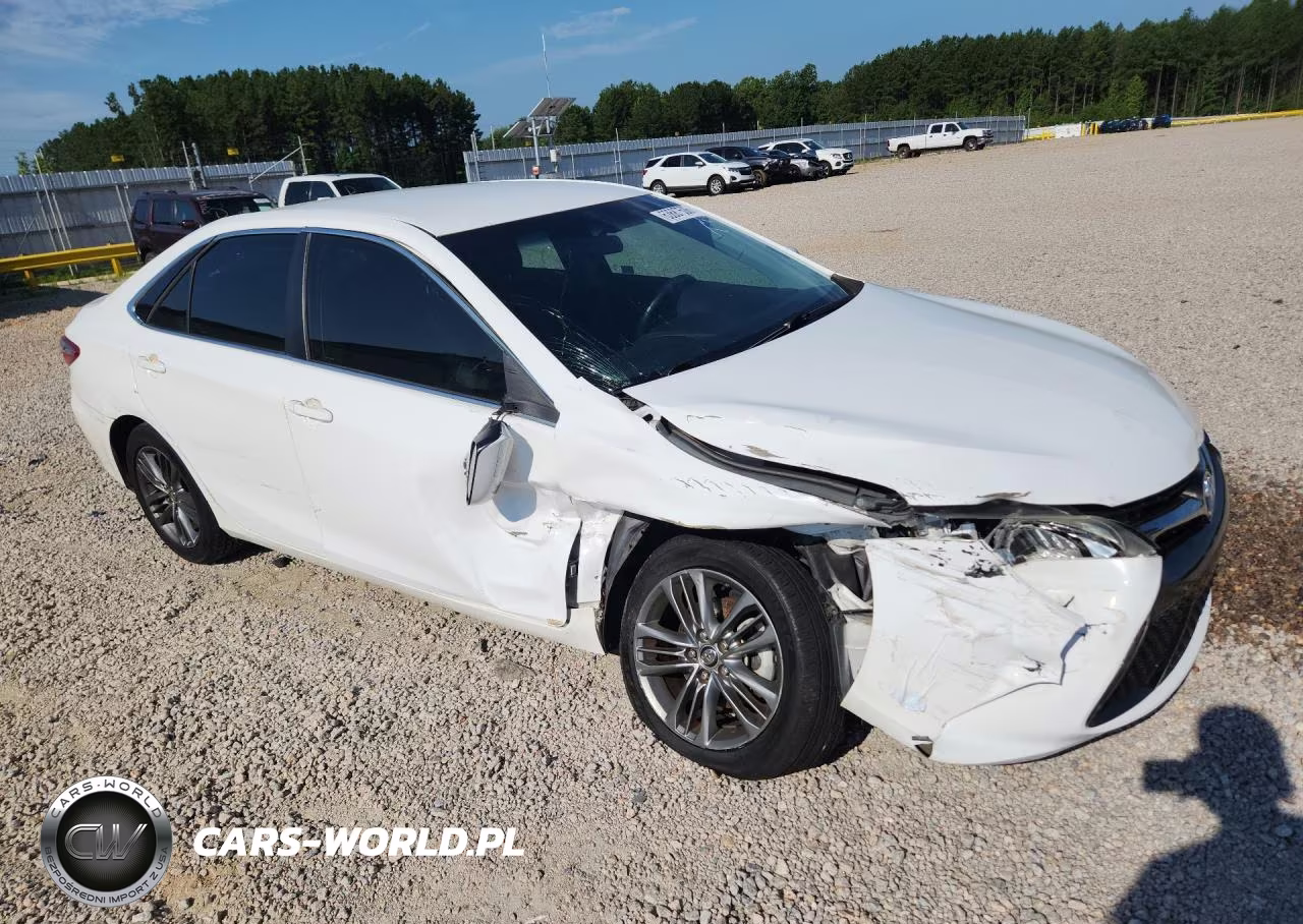2015 Toyota Camry Se VIN:4T1BF1FK4FU490896 - 4