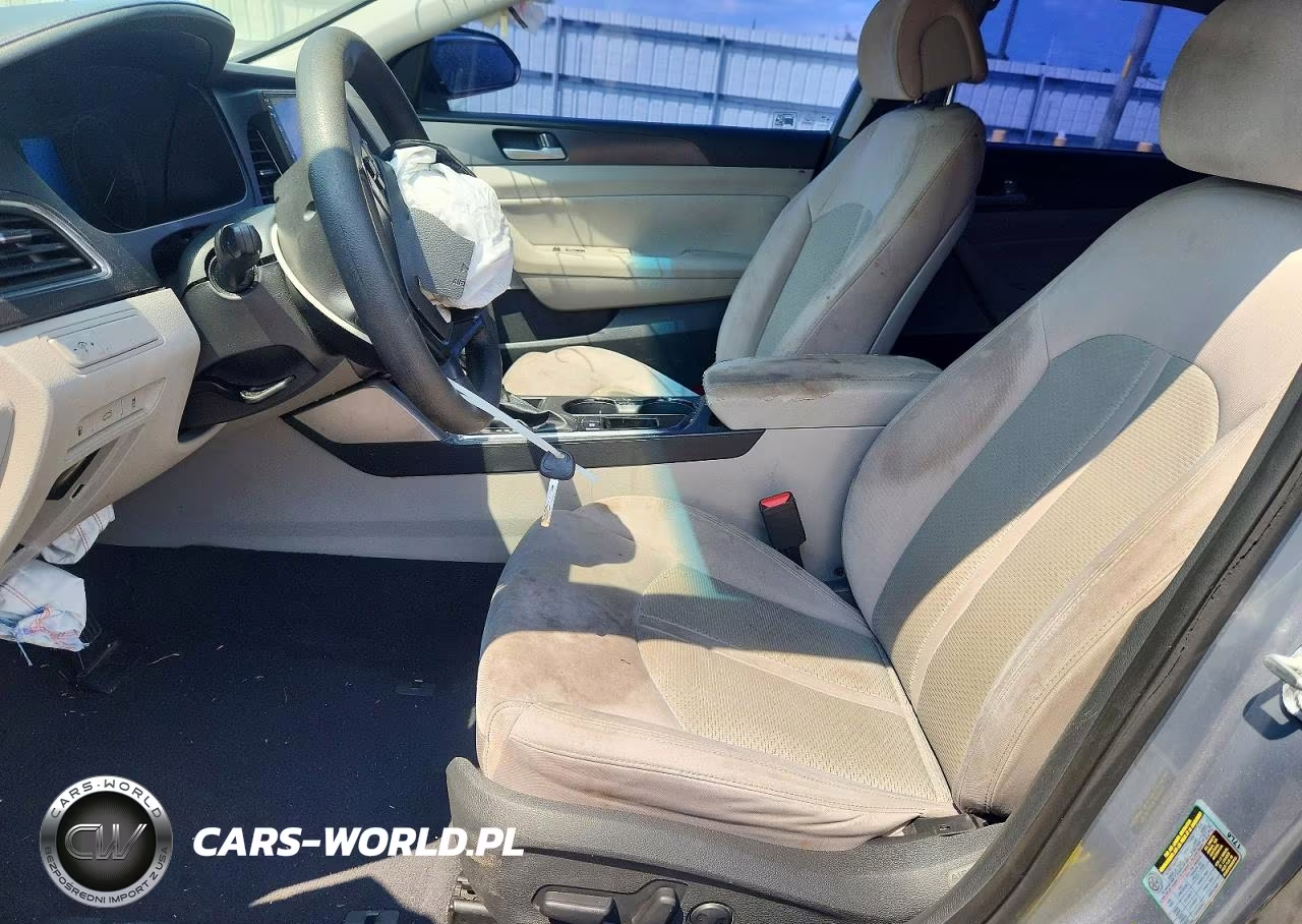 2016 Hyundai Sonata Sport VIN:5NPE34AF2GH355532 - 7