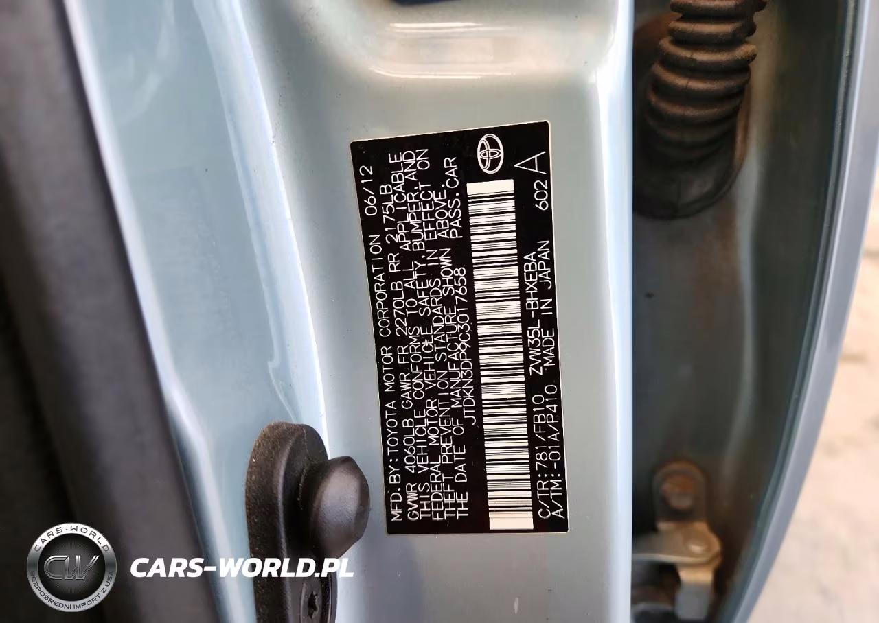 2012 Toyota Prius Plug-In Hybrid Base VIN:JTDKN3DP9C3017658 - 13