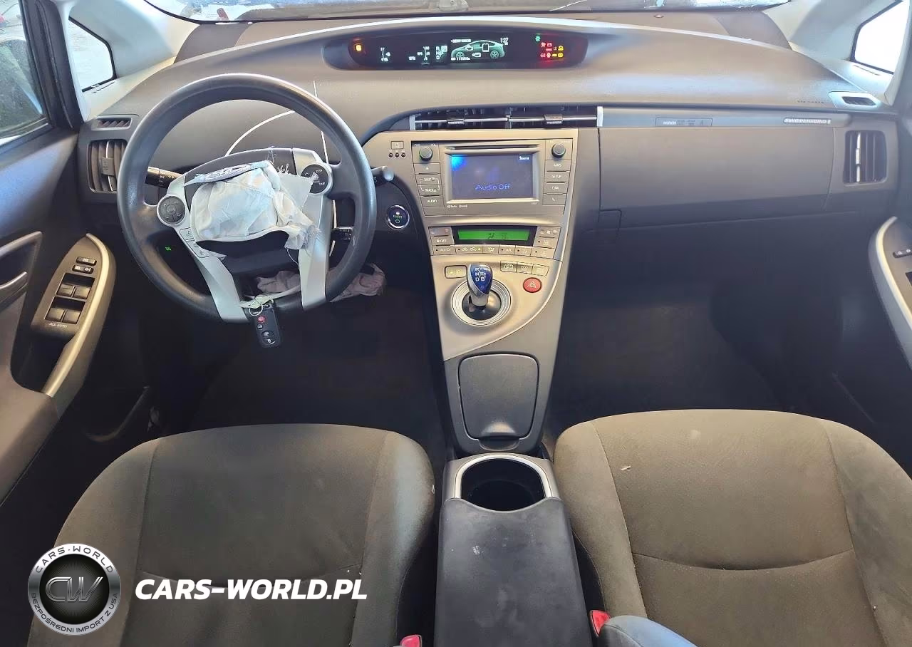 2012 Toyota Prius Plug-In Hybrid Base VIN:JTDKN3DP9C3017658 - 8