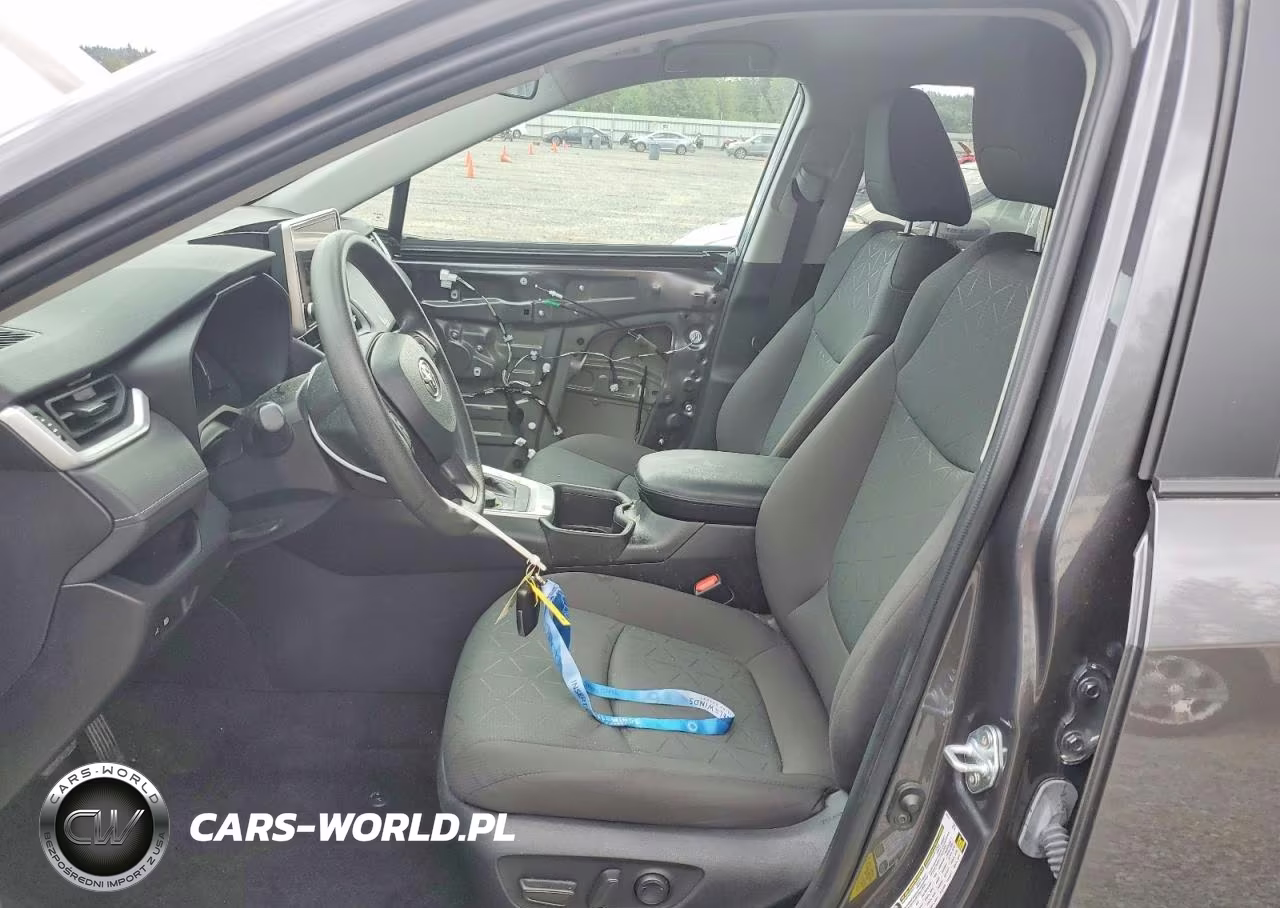 2024 Toyota Rav4 Hybrid Xle VIN:4T3RWRFV5RU123833 - 7