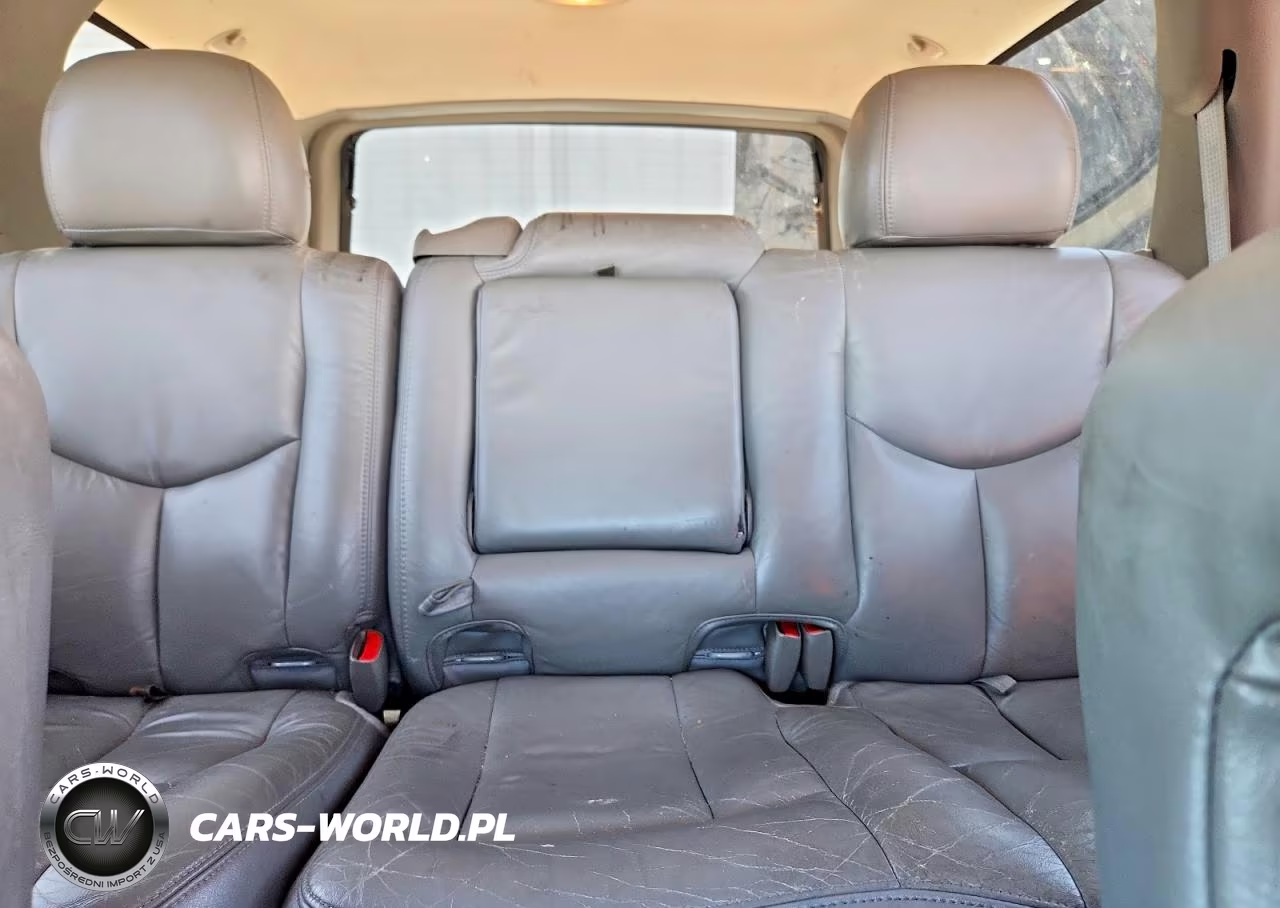 2003 Chevrolet Tahoe C1500 VIN:1GNEC13Z73J195968 - 10