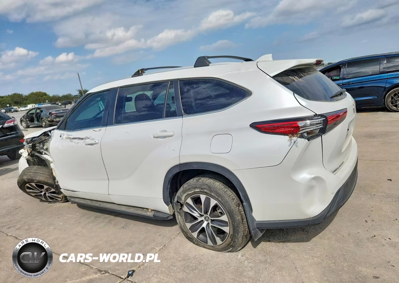 2023 Toyota Highlander Xle VIN:5TDKDRAH4PS520621 - 2