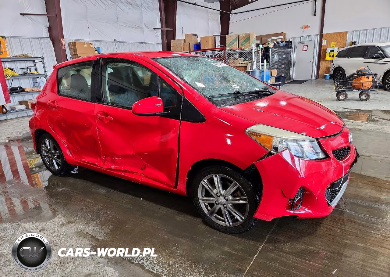 2013 Toyota Yaris 5-Door Se VIN:JTDKTUD3XDD572915 - 4