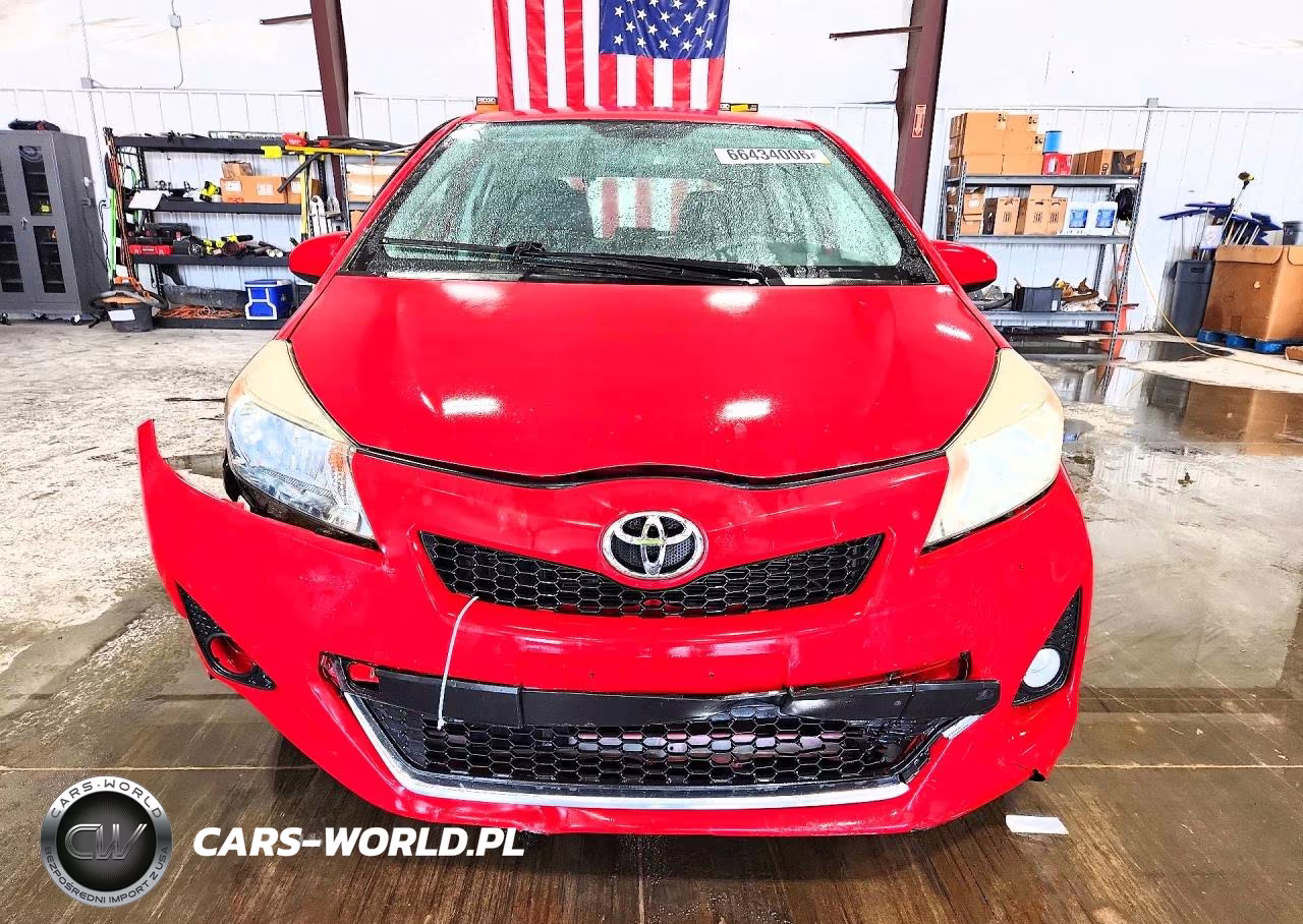 2013 Toyota Yaris 5-Door Se VIN:JTDKTUD3XDD572915 - 5