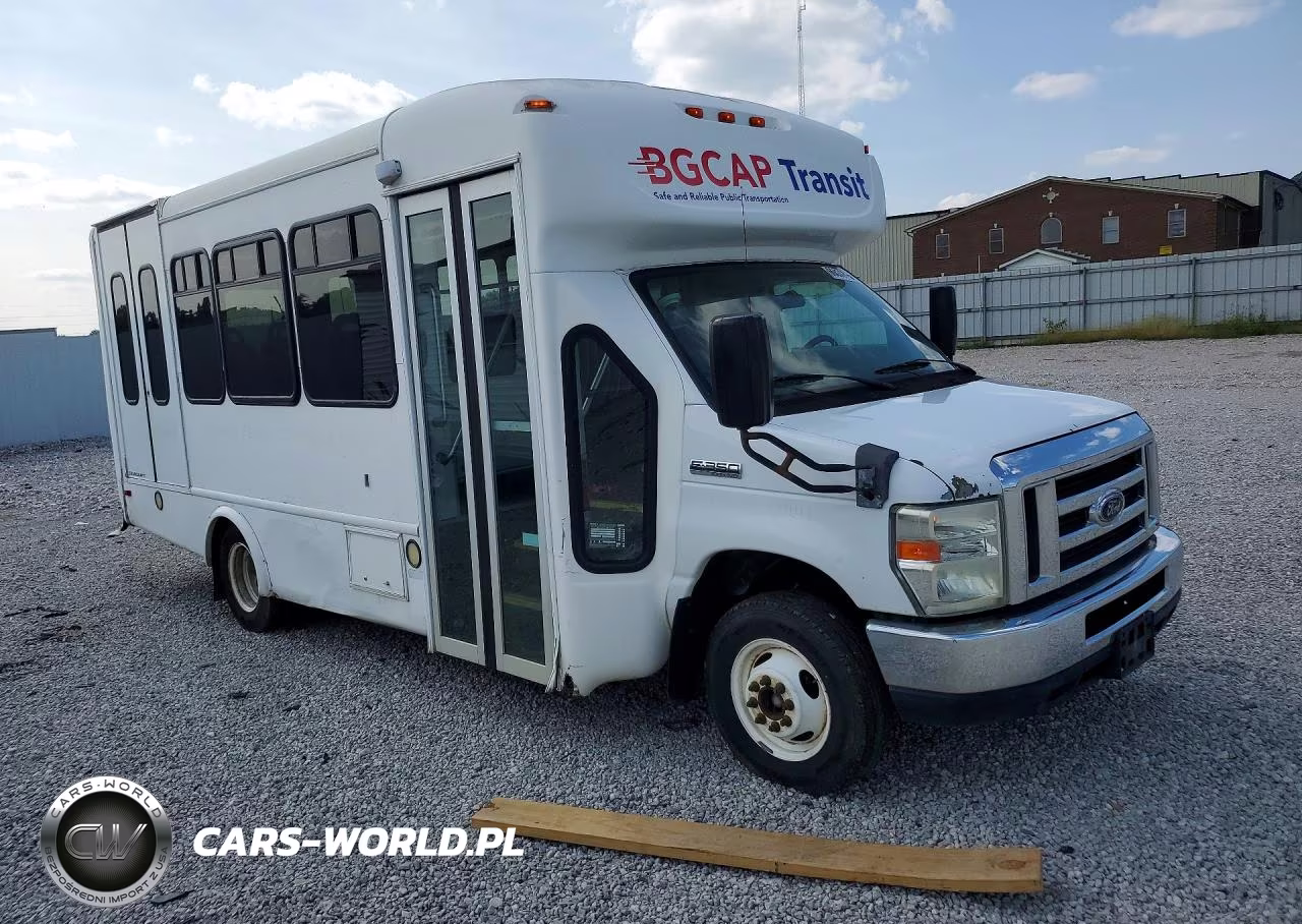 2013 Ford Econoline E350 Super Duty Cutaway Van VIN:1FDEE3FS1DDA20740 - 4
