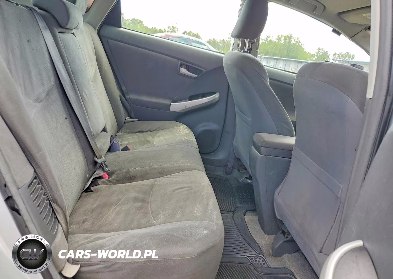 2011 Toyota Prius Two VIN:JTDKN3DU7B1361716 - 10