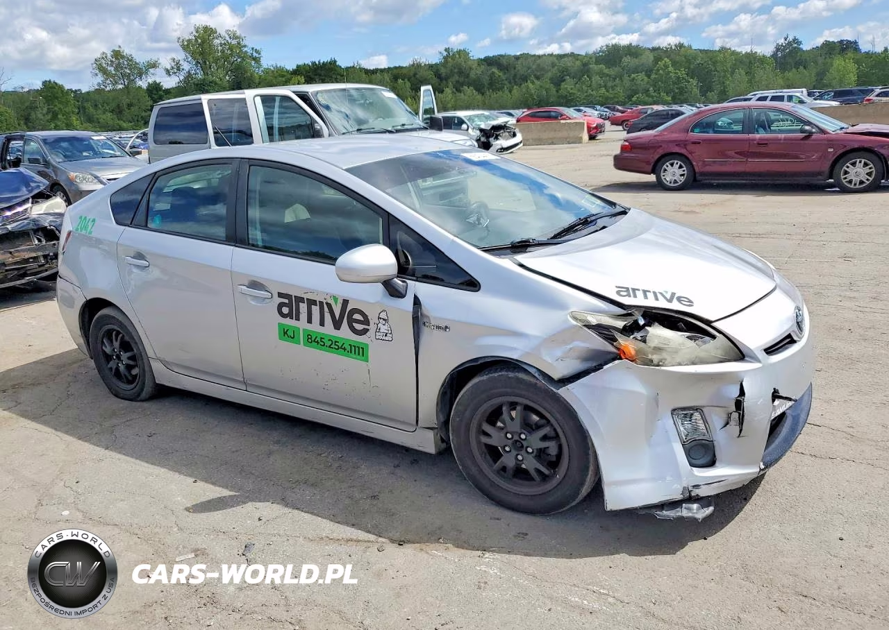 2011 Toyota Prius Two VIN:JTDKN3DU7B1361716 - 4